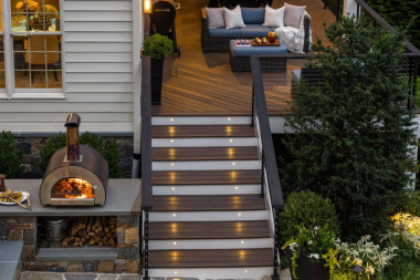 hardscaping-02-deck-patio-outdoor-kitchen