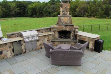 Outdoor kitchen