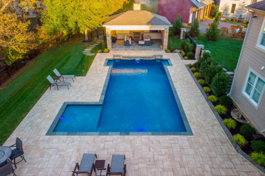 landscape-design-03-pool-house-landscaping-pool-patio